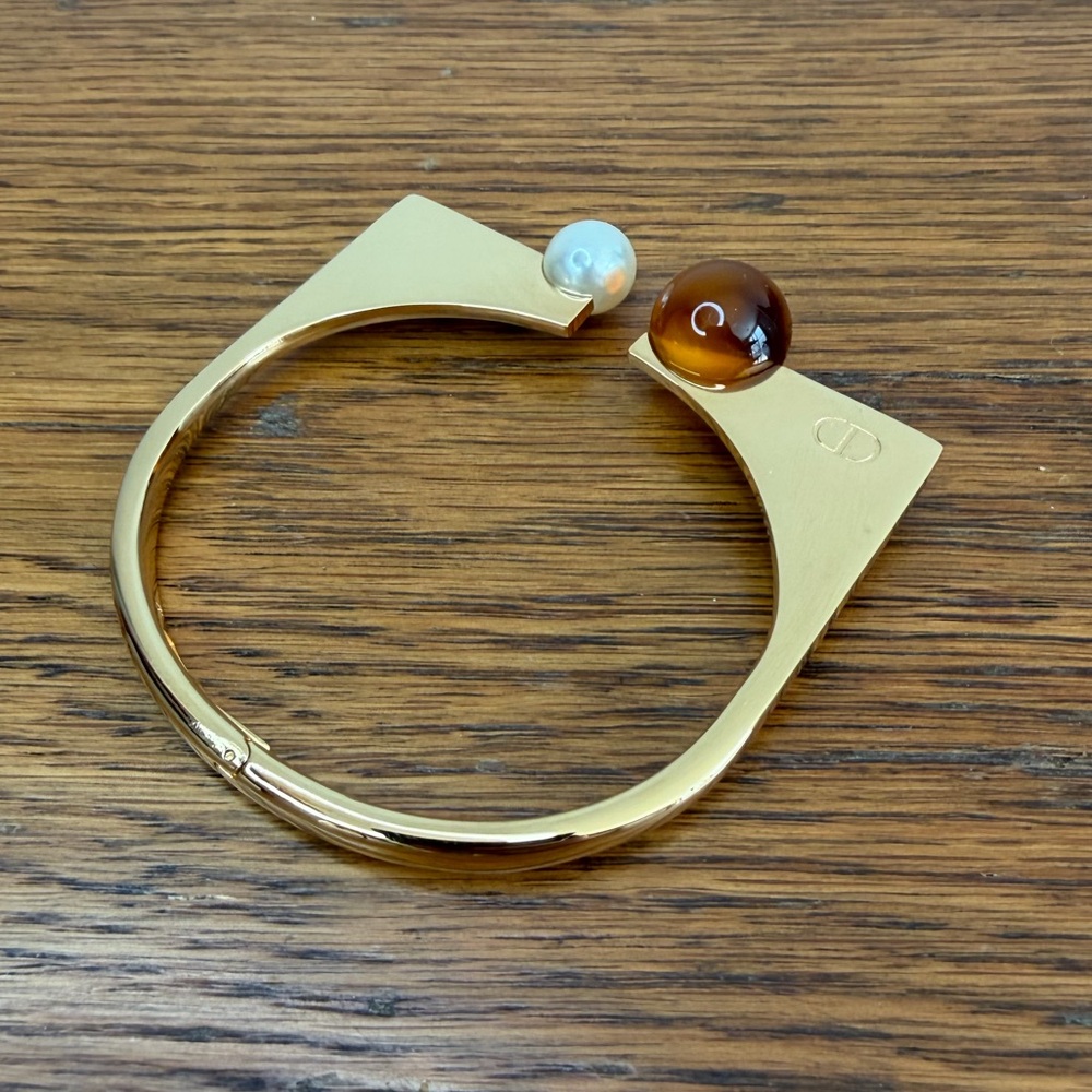 DIOR • Tribales Resin Faux Pearl Gold Tone Bracelet M.